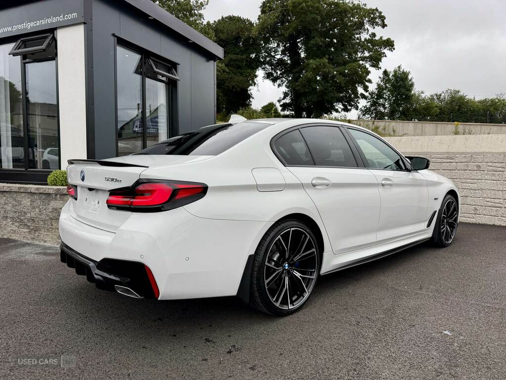 BMW 5 Series 530E M Sport White #6