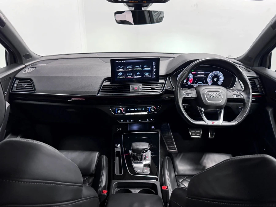 Audi Q5 2.0 Tfsi 45 Edition 1 Suv S Tronic Quat RA21OOJ Black #2