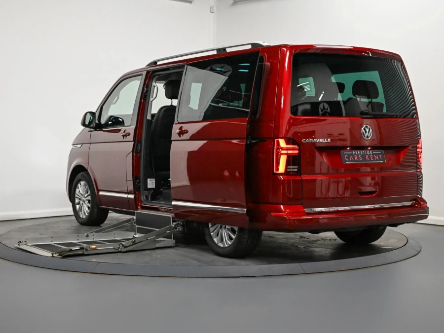 Volkswagen Caravelle 2.0 Tdi Executive Mpv Dsg Euro 6 Ss Red #3