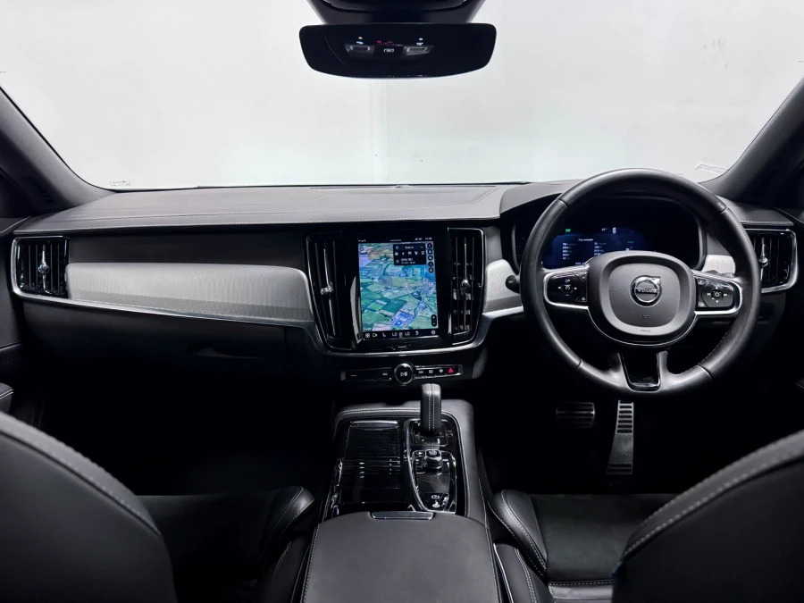 Volvo S90 R-design T8 Awd 390 Hp Black #2