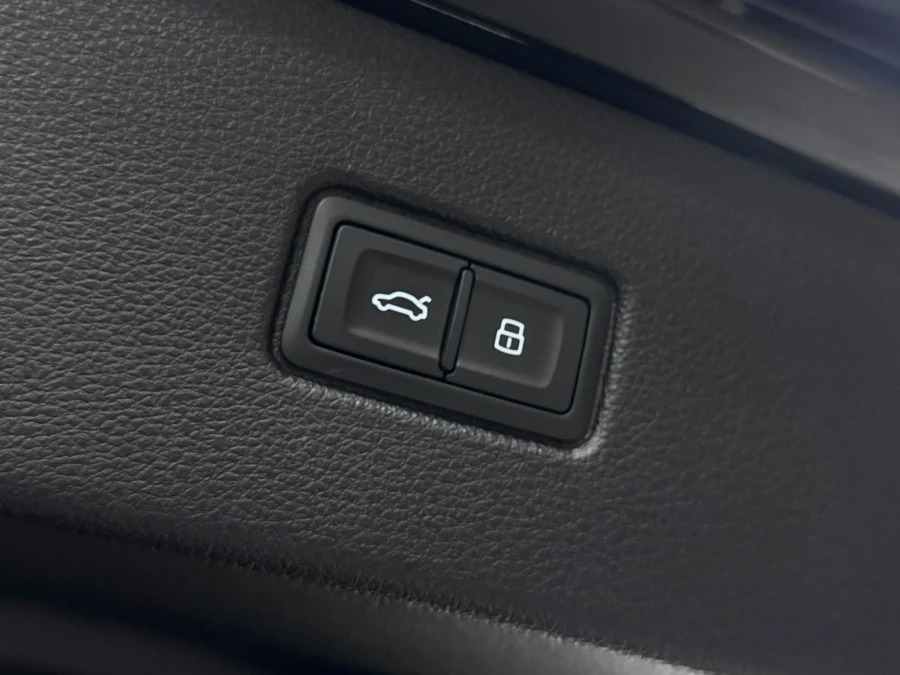 Audi Q7 3.0 Tdi V6 50 Black Edition Suv Tiptron Black #16