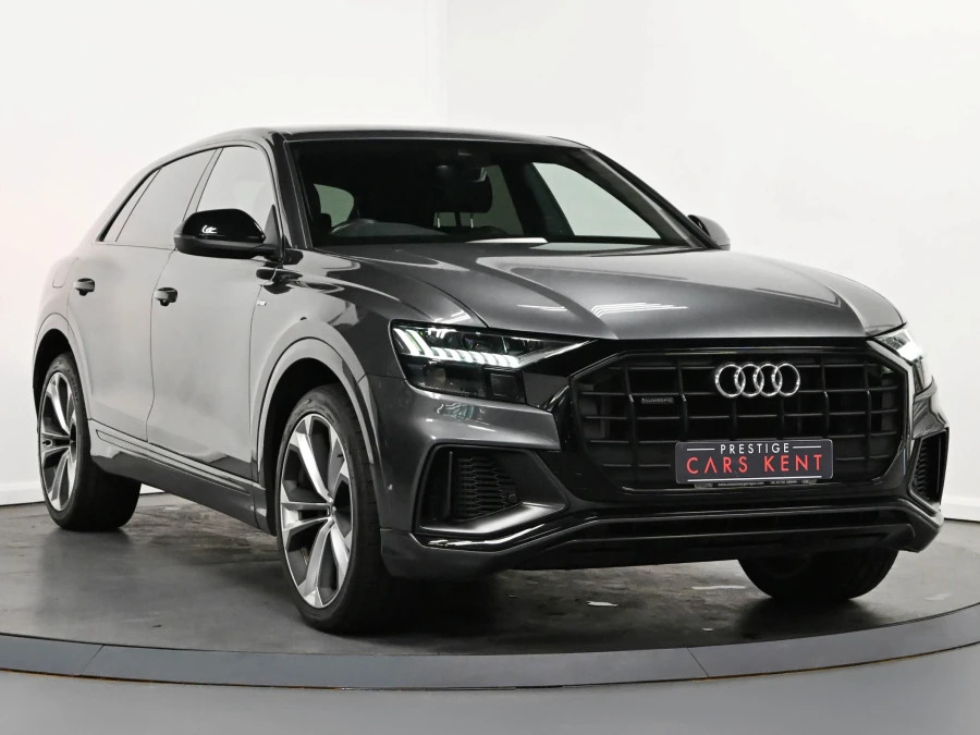 Audi Q8 3.0 Tfsi V6 55 Black Edition Suv Tiptro Grey
