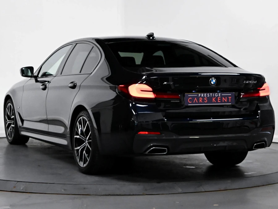 BMW 5 Series 520D Xdrive M Sport Saloon MA22COJ Black #3