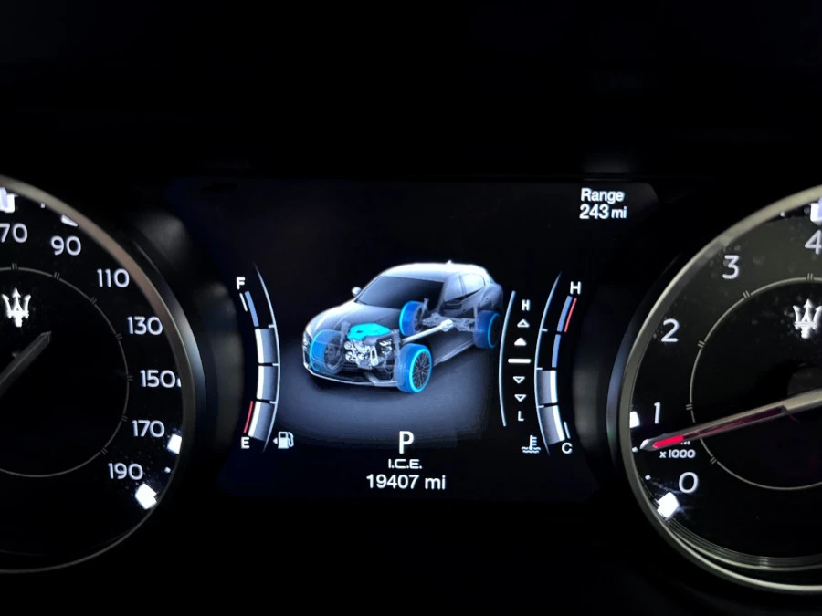Maserati Levante 2.0 Mhev Gt 4Wd Grey #64