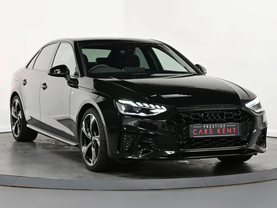 Audi A4 2.0 Tfsi 35 Black Edition Saloon S Tron Black