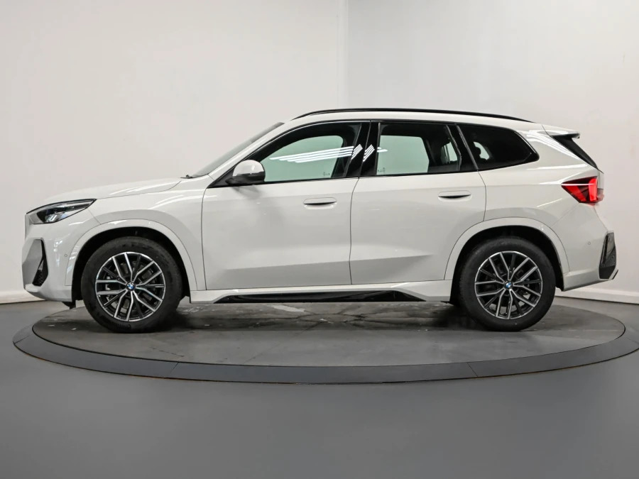 BMW X1 X1 Xdrive23i M Sport White #4