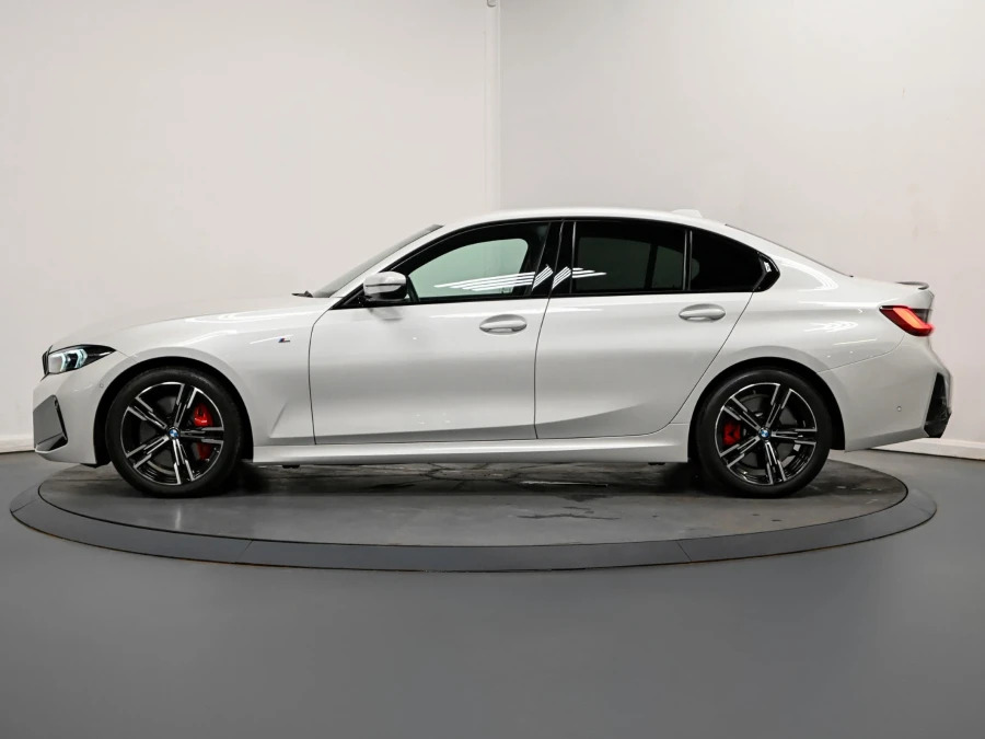 BMW 3 Series 320I M Sport Saloon B3YLB White #4