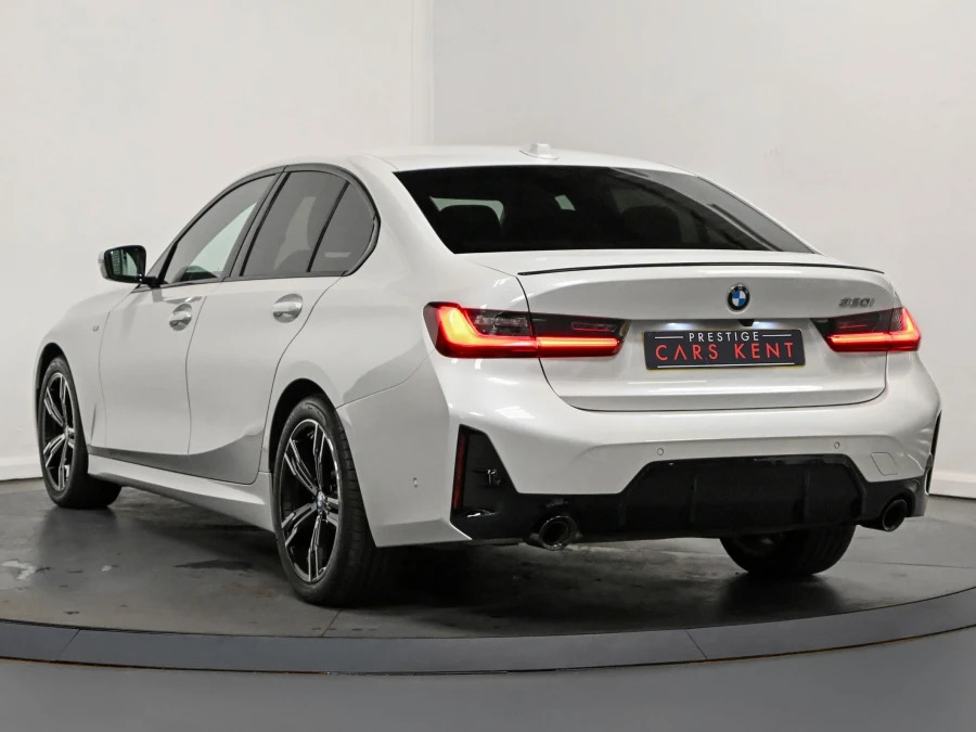 BMW 3 Series 320I M Sport Saloon B3YLB White #3
