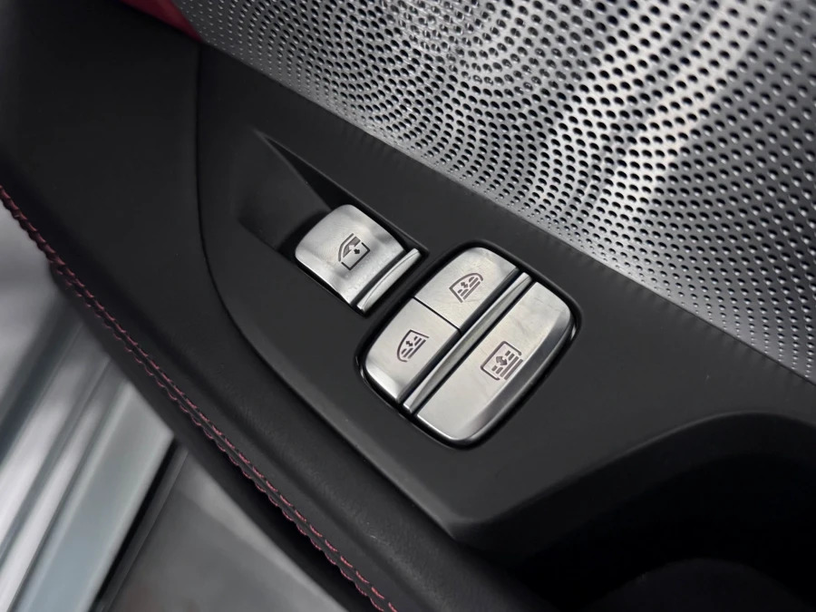 BMW M8 Competition Step Black #12