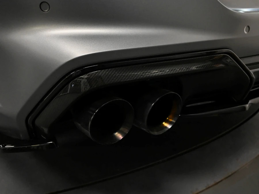 BMW M8 Competition Step Black #43