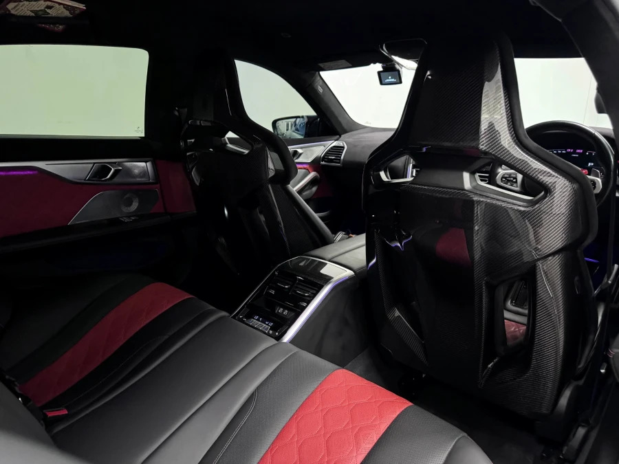 BMW M8 Competition Step Black #21