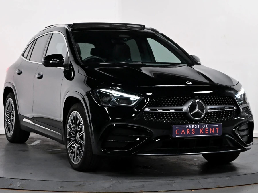 Mercedes-Benz GLA Class 2.0 Gla220d Amg Line Premium Plus Suv Black