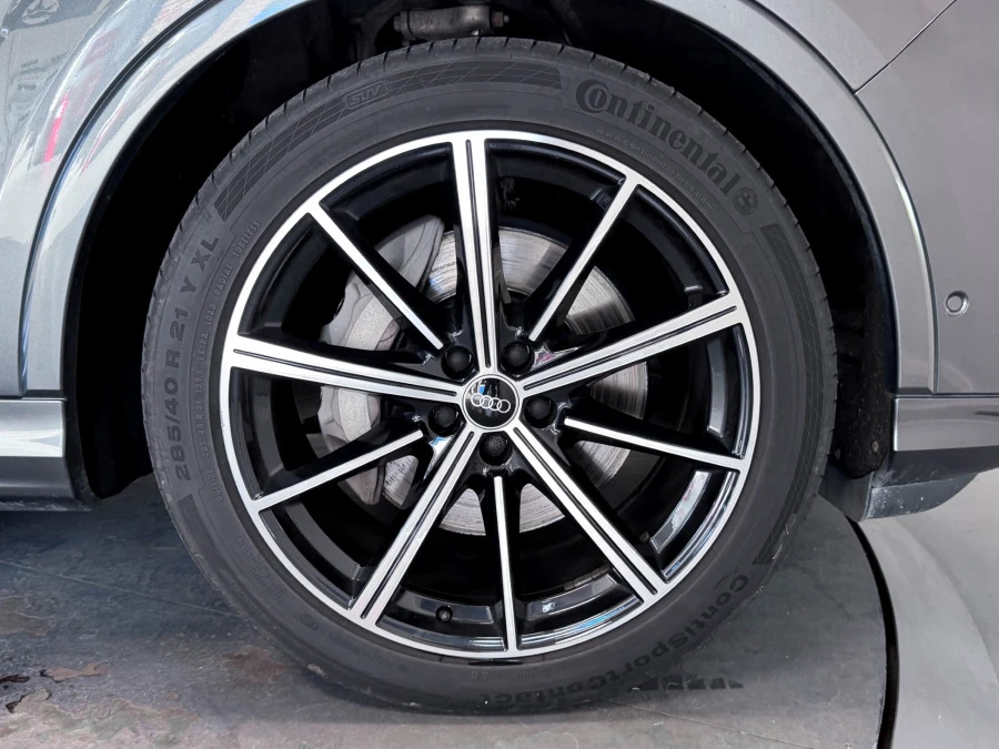 Audi Q7 S Line Blue #51