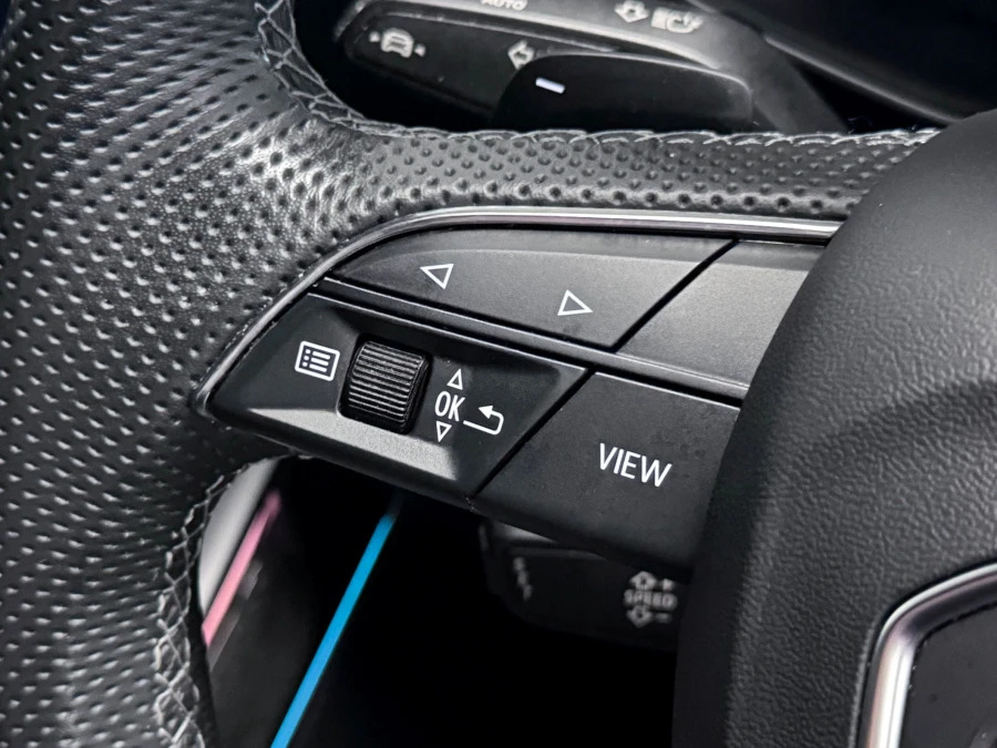 Audi Q7 S Line Blue #26