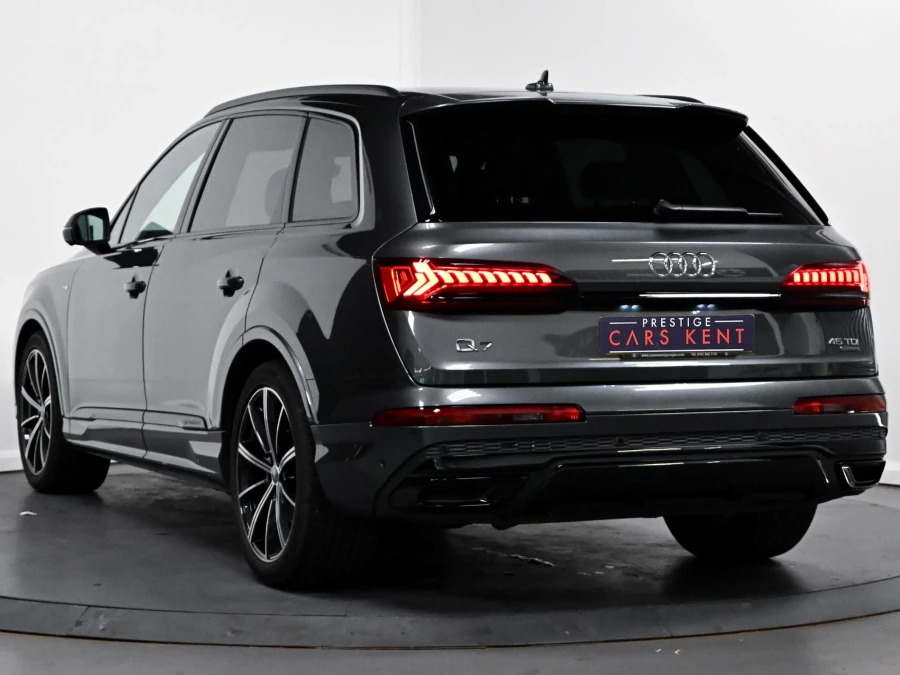 Audi Q7 3.0 Tdi V6 45 Black Edition Suv Tiptron MP73XEF Grey #3