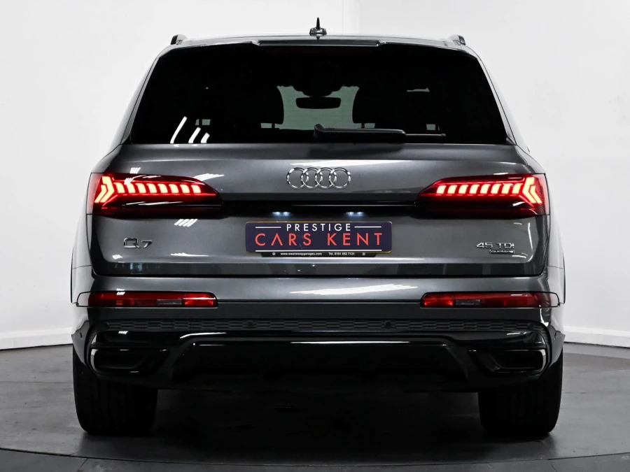 Audi Q7 S Line Blue #16