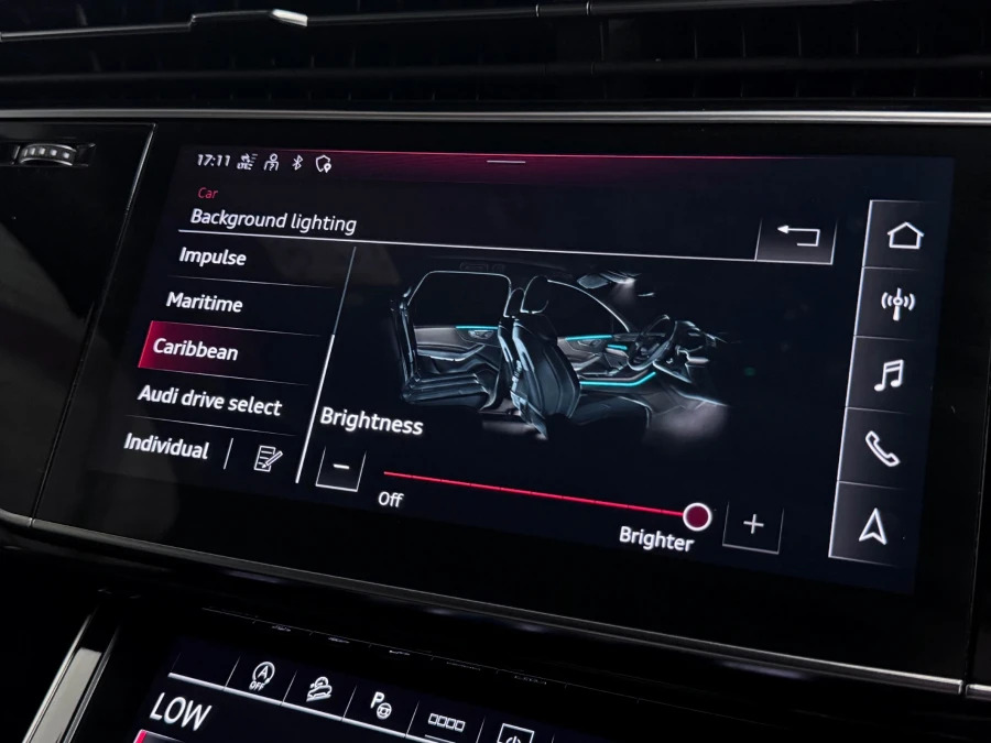 Audi Q7 S Line Blue #43