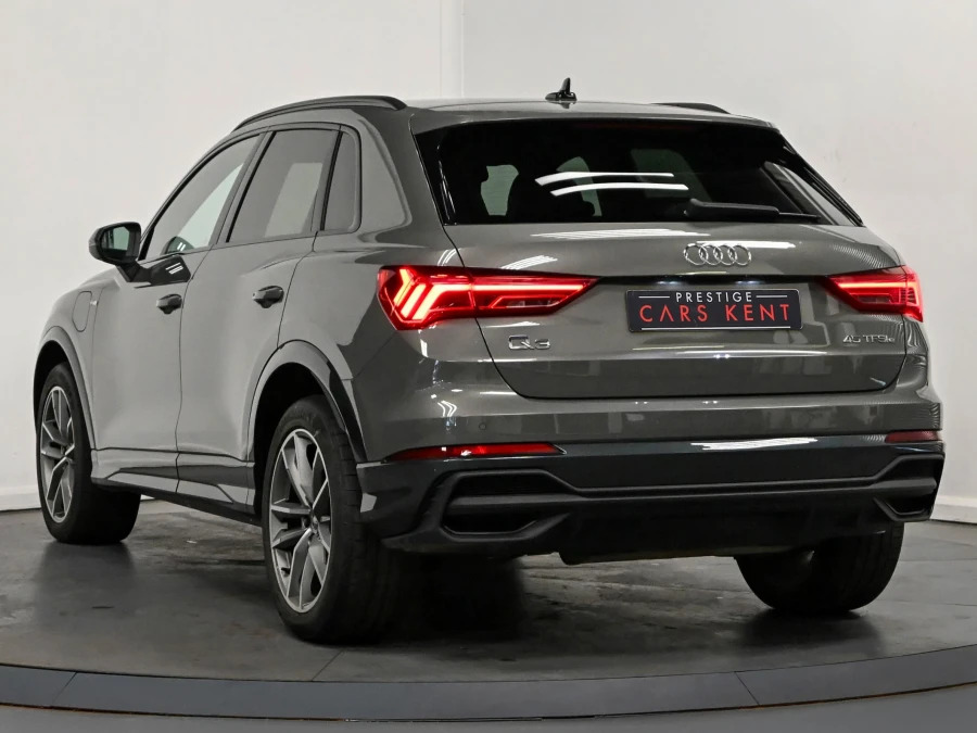 Audi Q3 1.4 Tfsie 45 Black Edition Suv Plug-in Grey #3