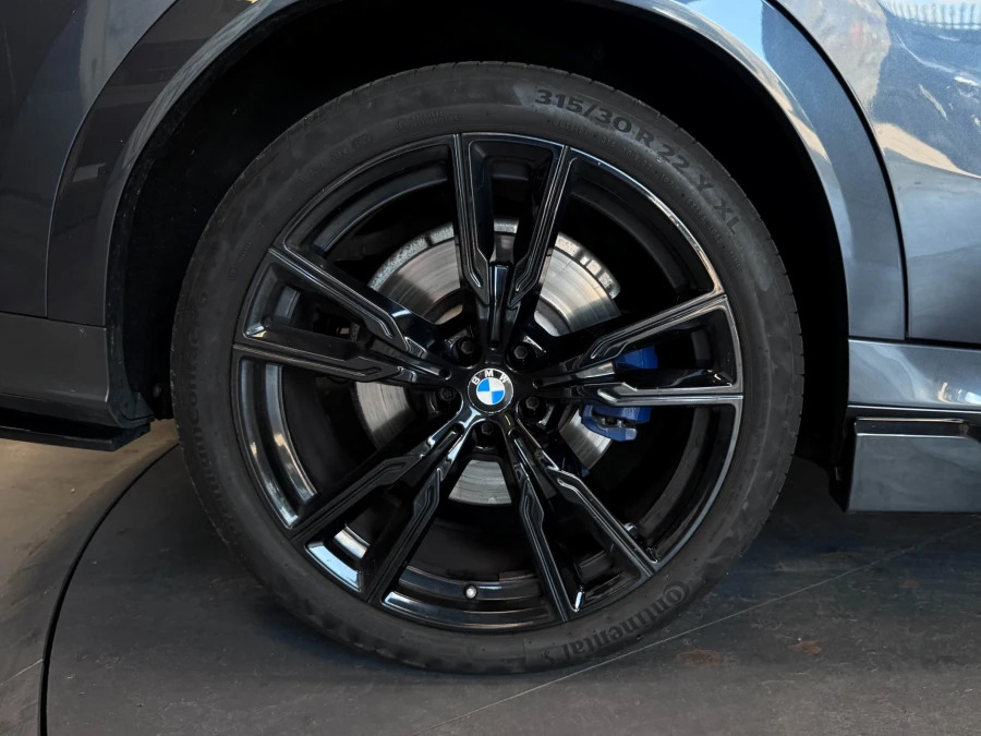 BMW X6 X6 M50d Black #59