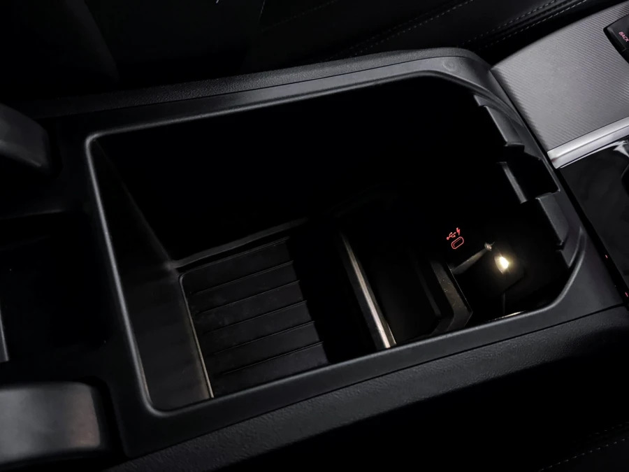 BMW X4 M X4 M Competition Black #33