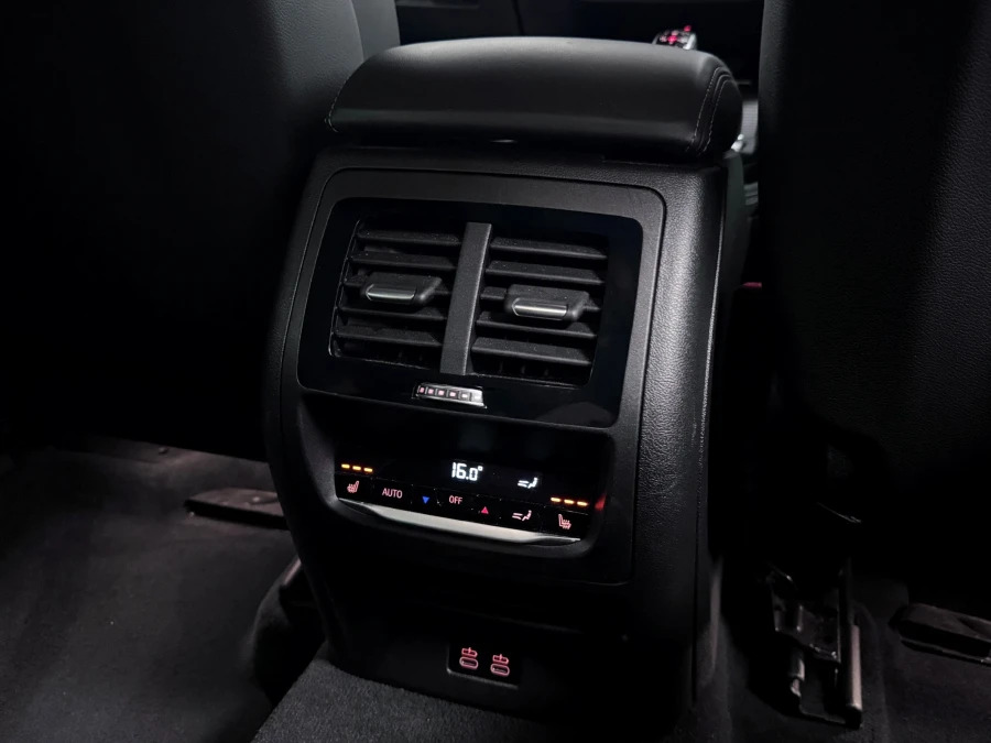 BMW X4 M X4 M Competition Black #21