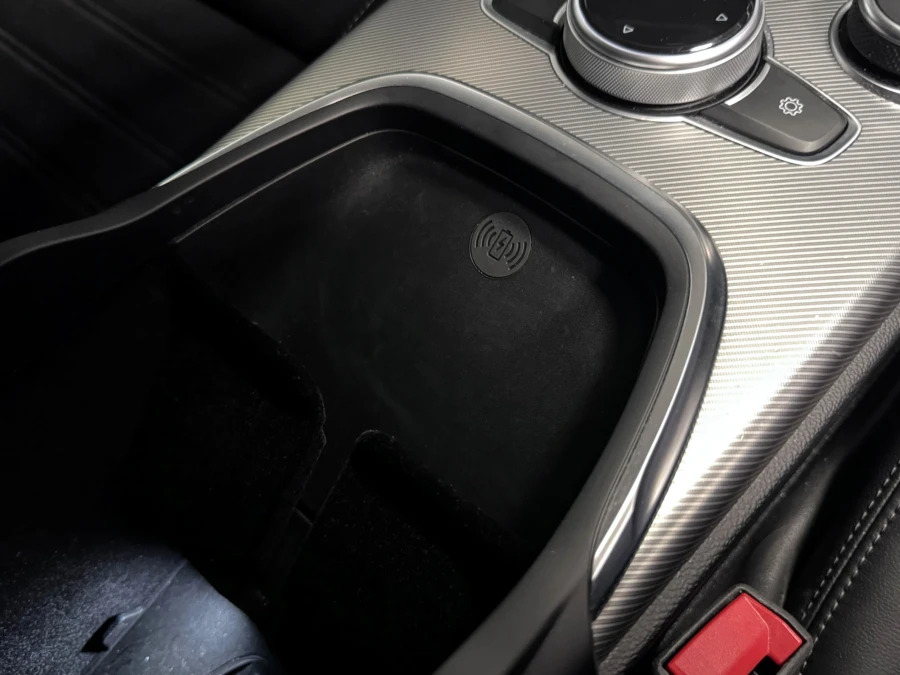 Alfa Romeo Stelvio Suv Red #31