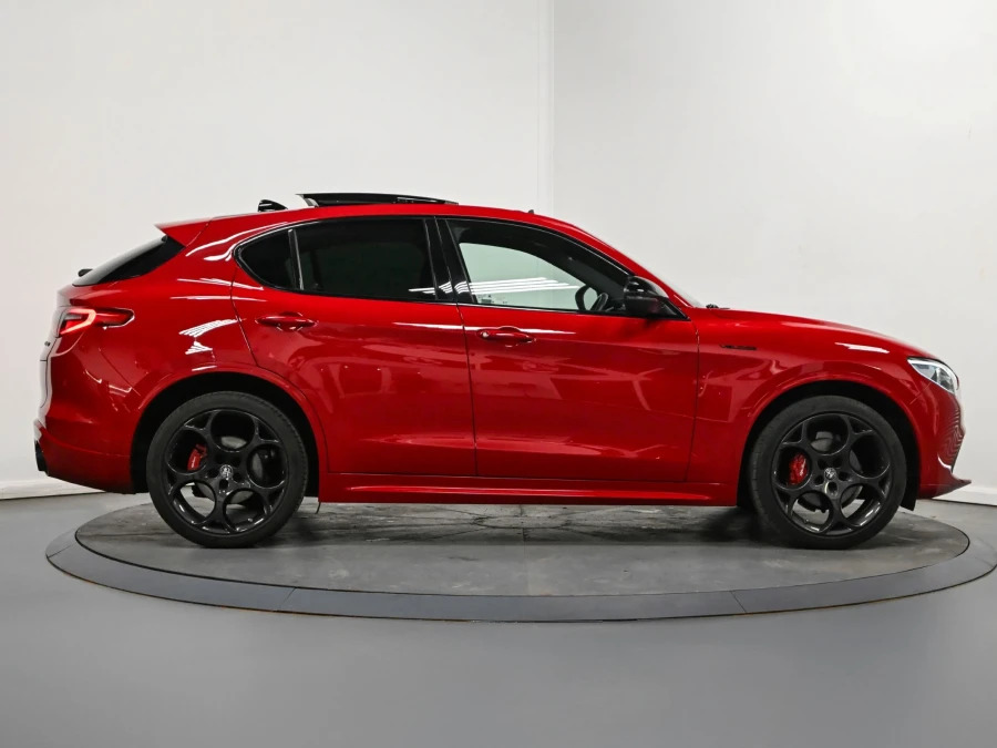 Alfa Romeo Stelvio Suv Red #8