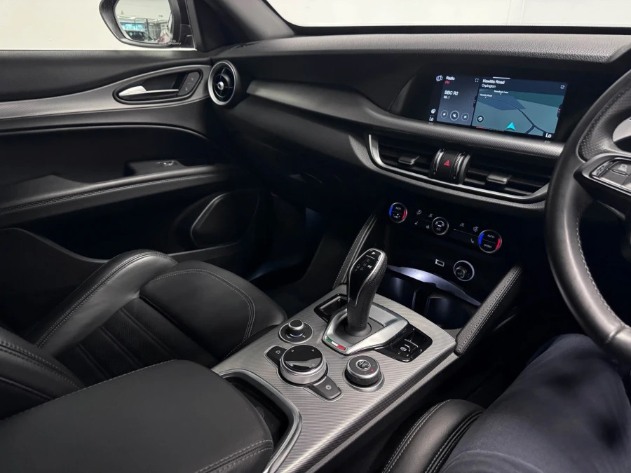 Alfa Romeo Stelvio Suv Red #28