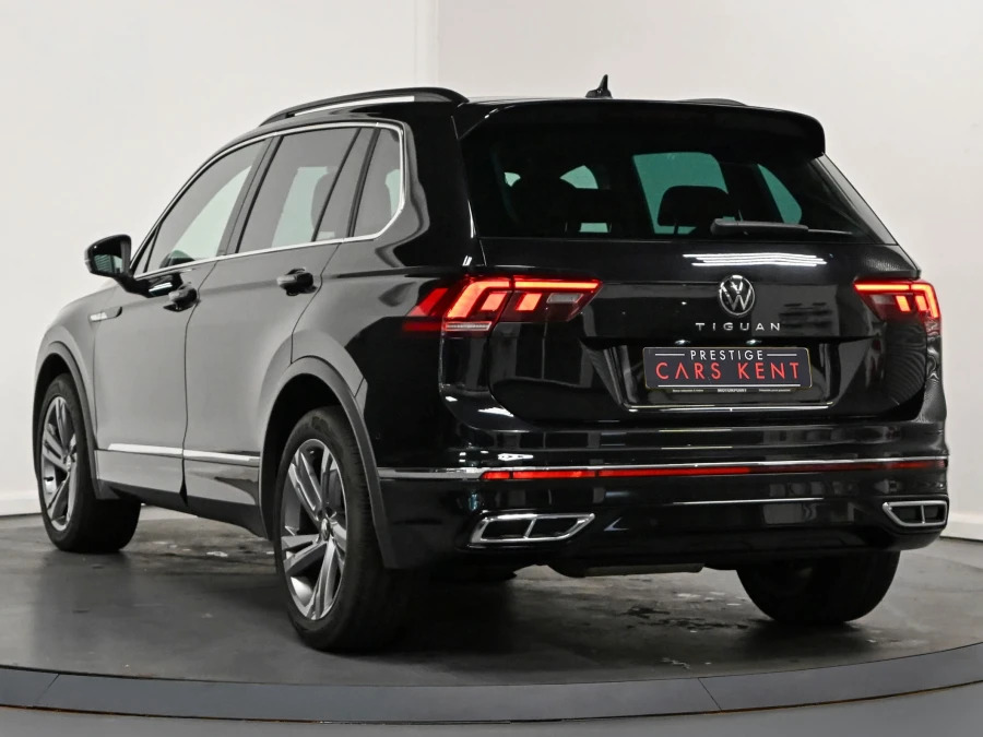 Volkswagen Tiguan 2.0 Tdi R-line Edition Suv Dsg Euro 6 ST73XPN Black #3