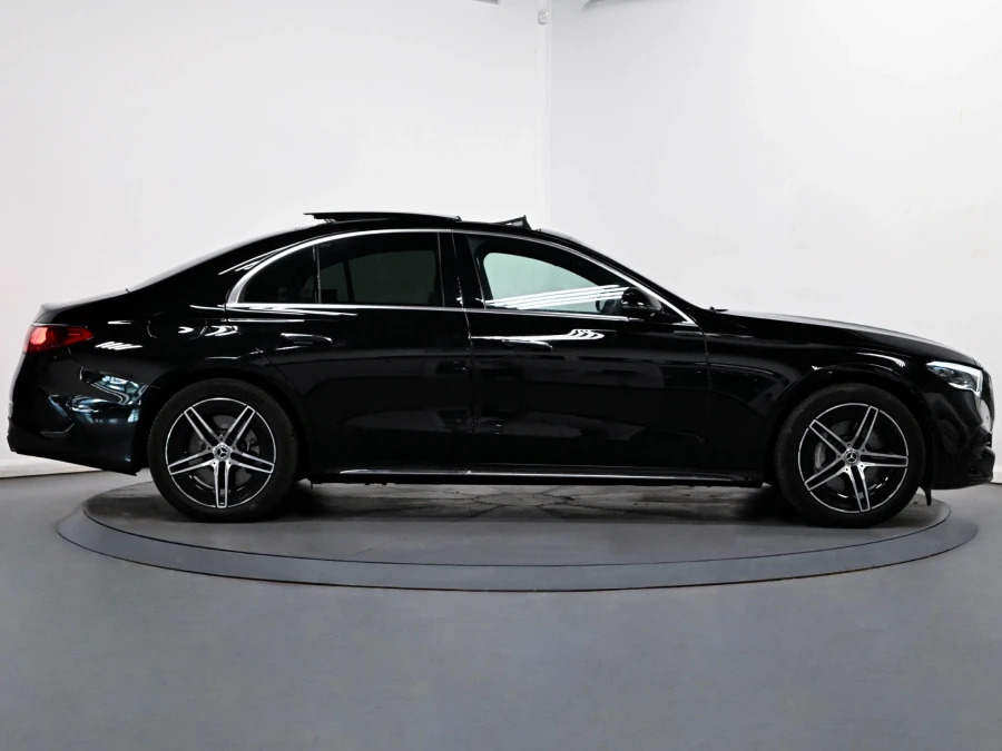 Mercedes-Benz E Class E200 Amg Line Premium Plus 9G-tronic White #18