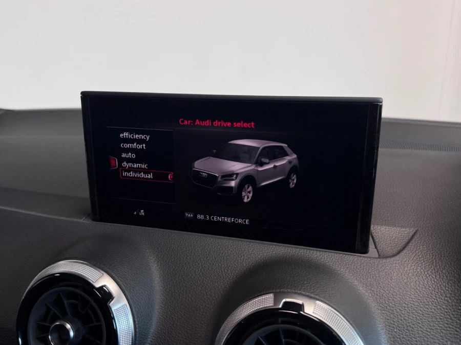 Audi SQ2 Black Edition Tfsi 300 Ps S Tronic Blue #32