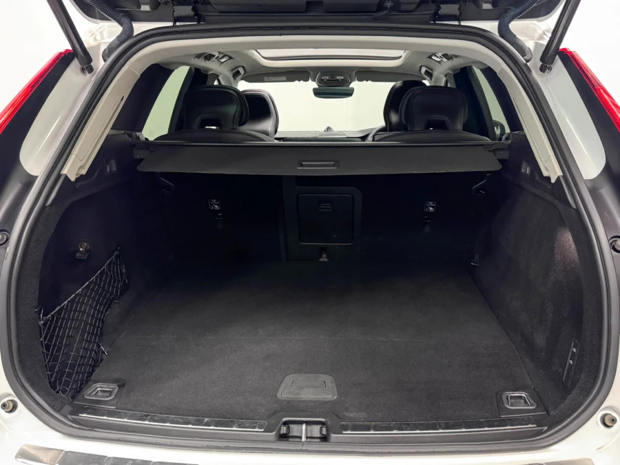 Volvo XC60 Ultimate Dark T8 Awd 455 Hp YN24NSK White #6