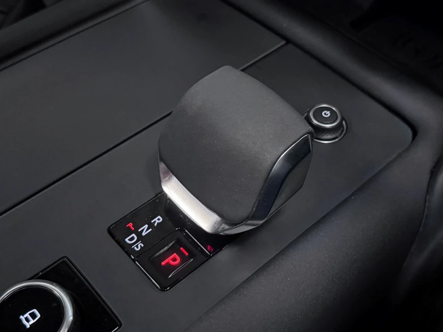 Land Rover Discovery D300 R-dynamic Hse Black #32