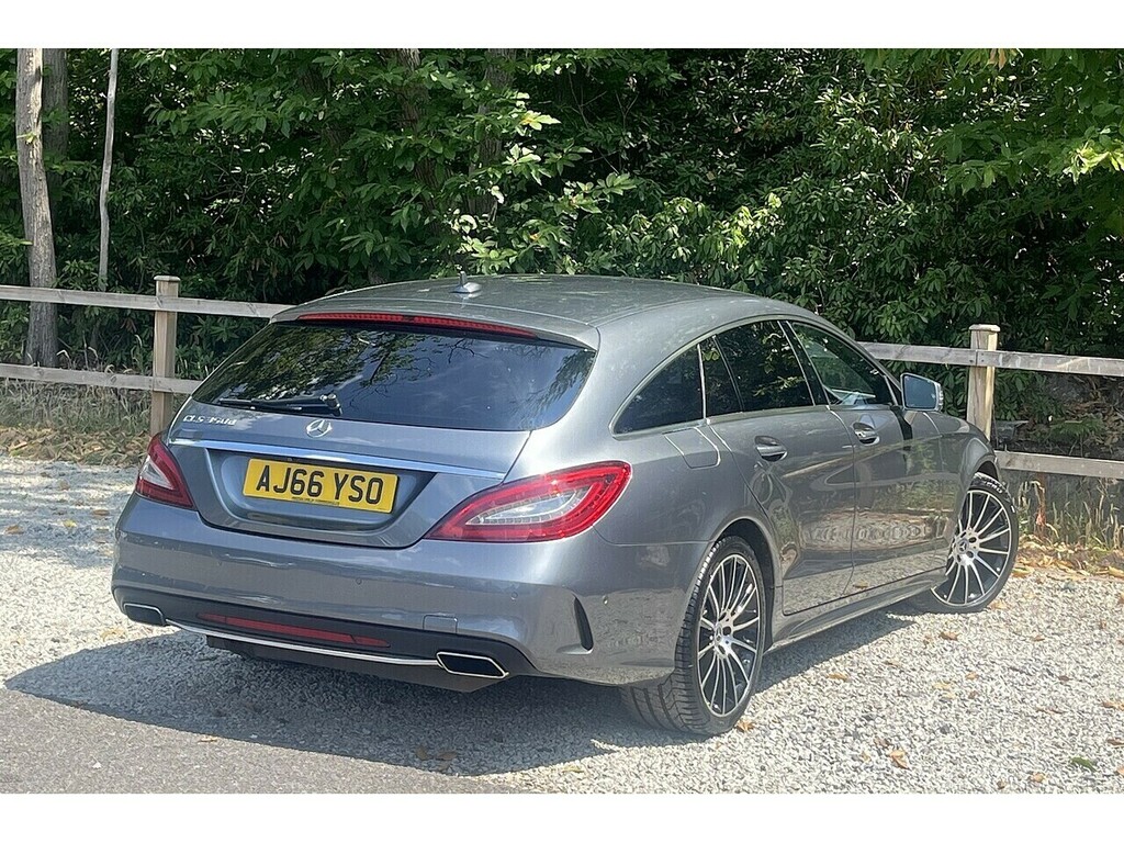 Mercedes-Benz CLS Cls350d V6 Amg Line Black #4