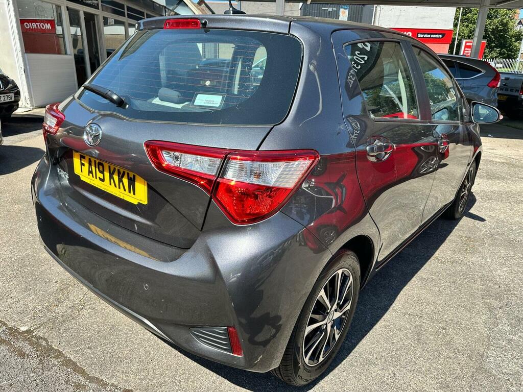 Toyota Yaris Hatchback 1.5 Vvt-i Icon Tech Euro 6 201919 FA19KKW Grey #2