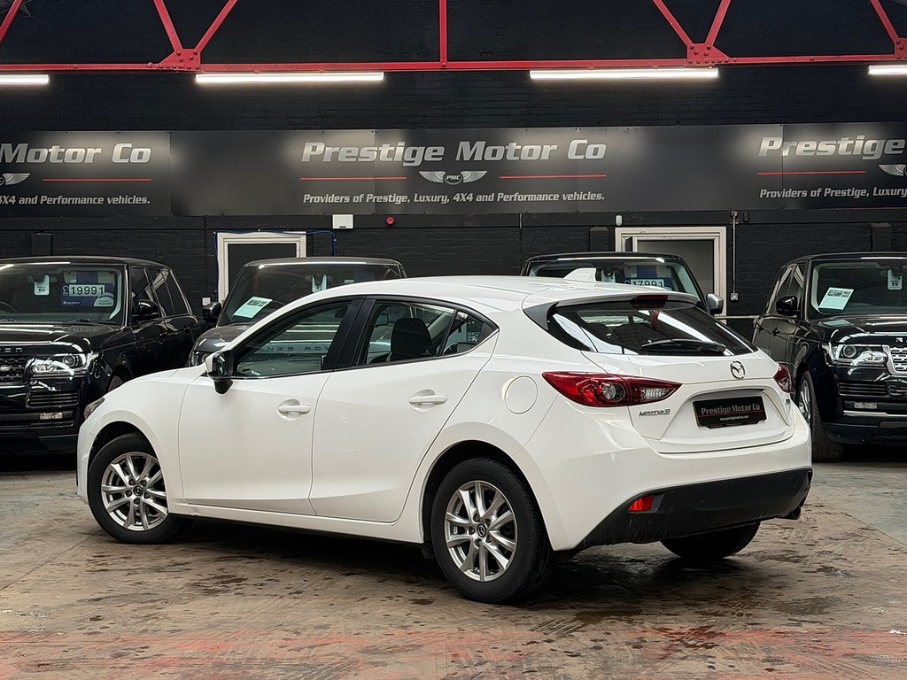Mazda 3 Skyactiv-g Se White #5