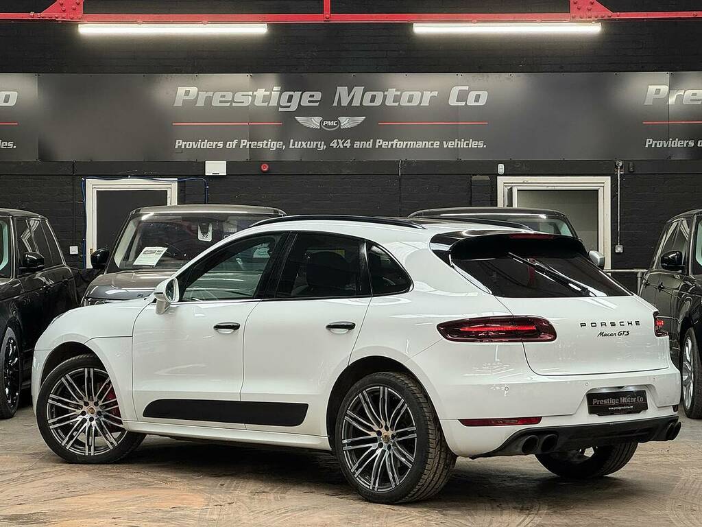 Porsche Macan T V6 Gts MM67AOX White #5