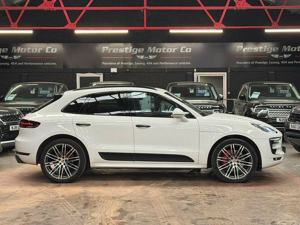 Porsche Macan T V6 Gts MM67AOX White #3
