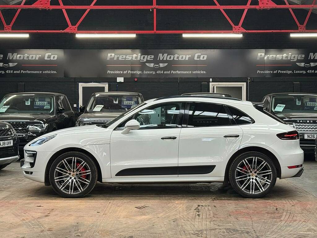 Porsche Macan T V6 Gts MM67AOX White #6