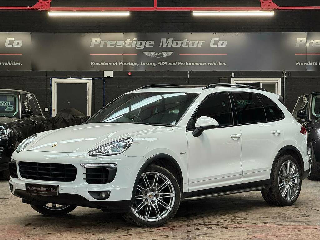 Porsche Cayenne Td V6 White