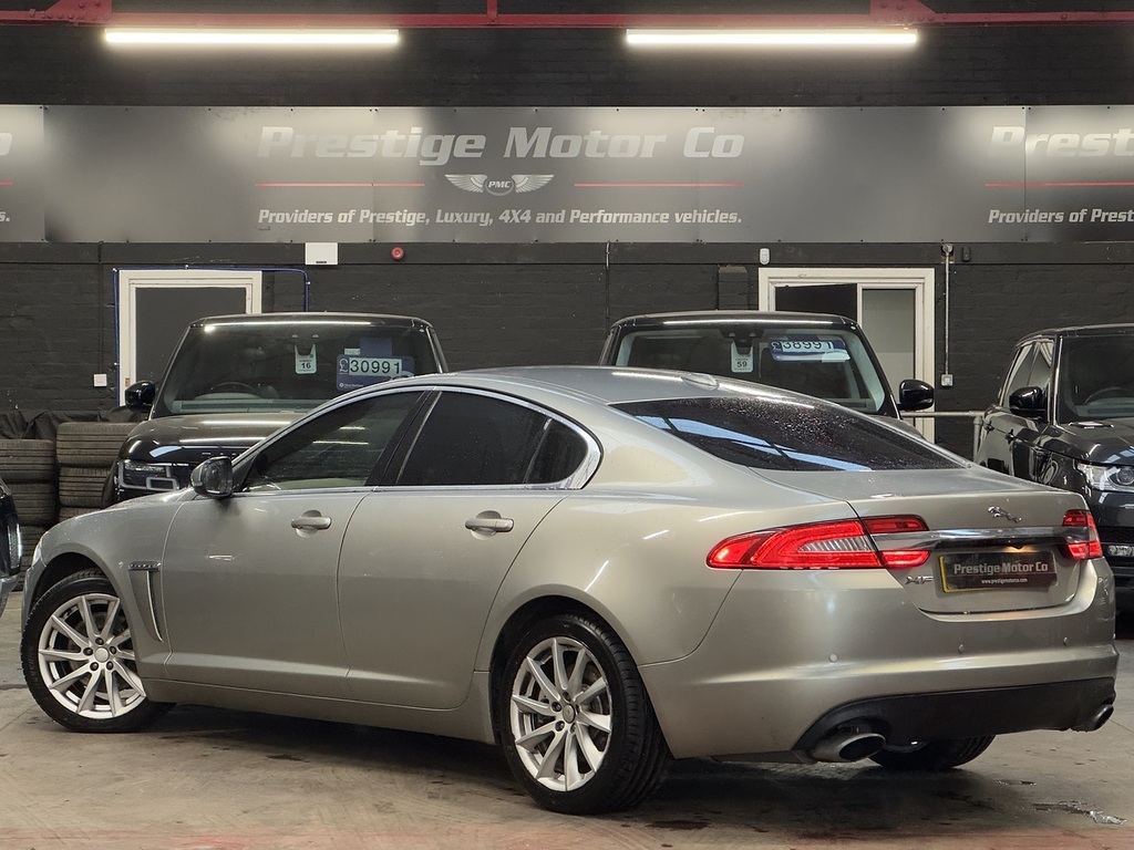 Jaguar XF D V6 Luxury Gold #5