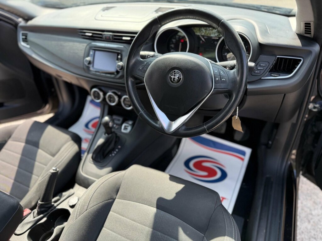 Alfa Romeo Giulietta Hatchback Blue #39