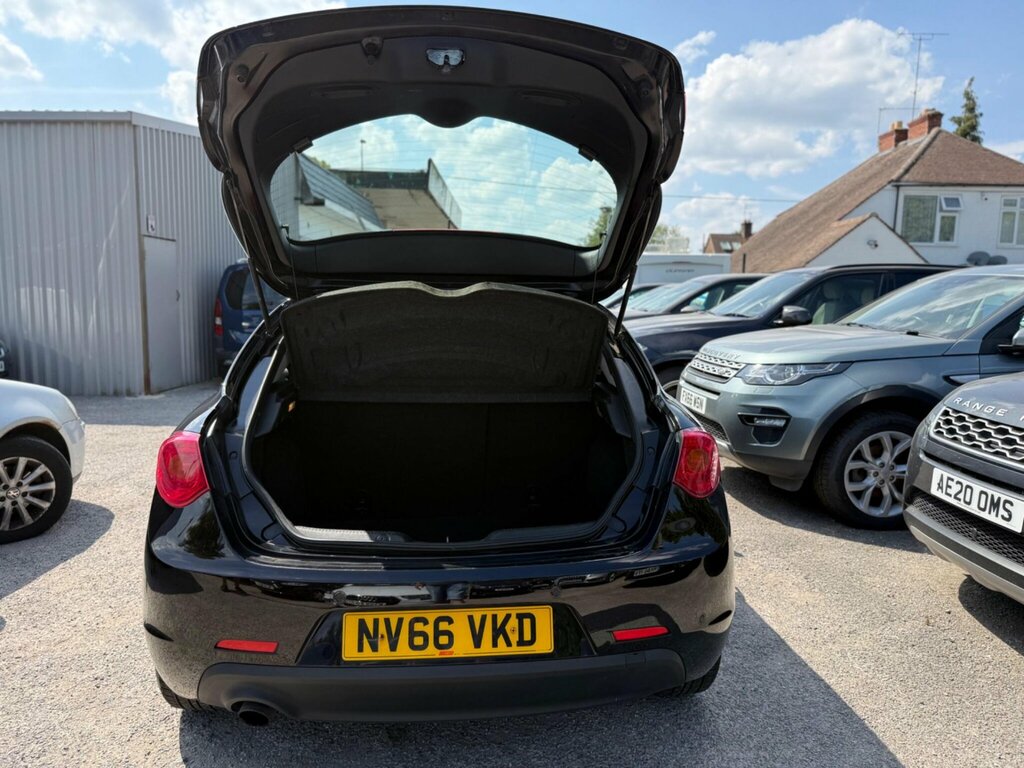 Alfa Romeo Giulietta Hatchback Blue #37
