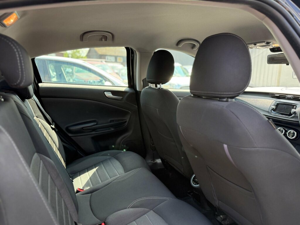 Alfa Romeo Giulietta Hatchback Blue #15