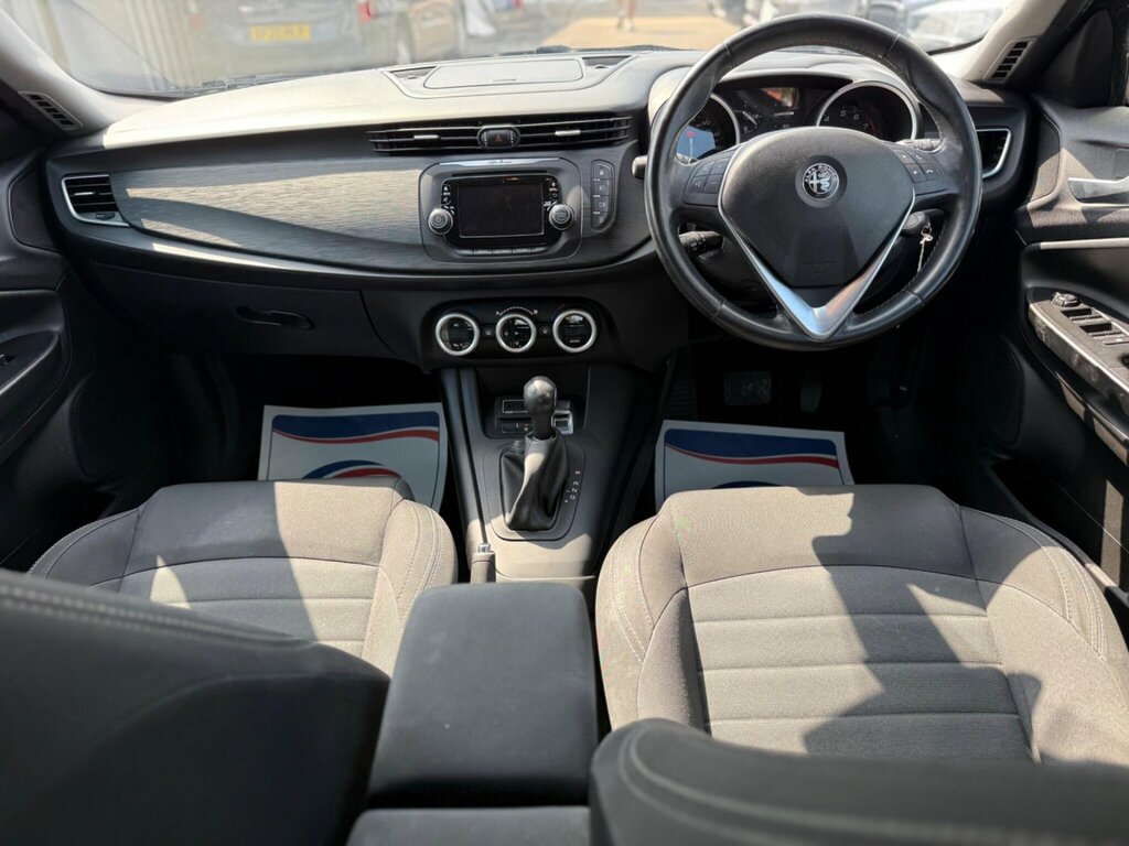 Alfa Romeo Giulietta Hatchback Blue #7