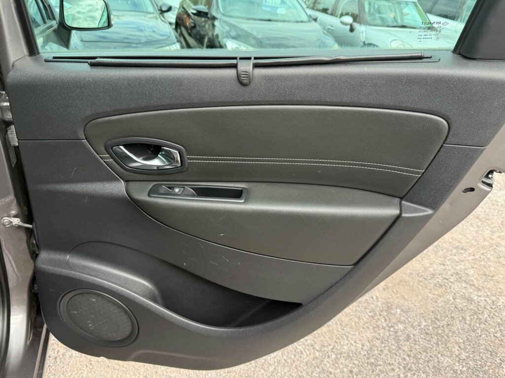 Renault Scenic 1.5 Dci Dynamique Tomtom Energy Start Stop Beige #30