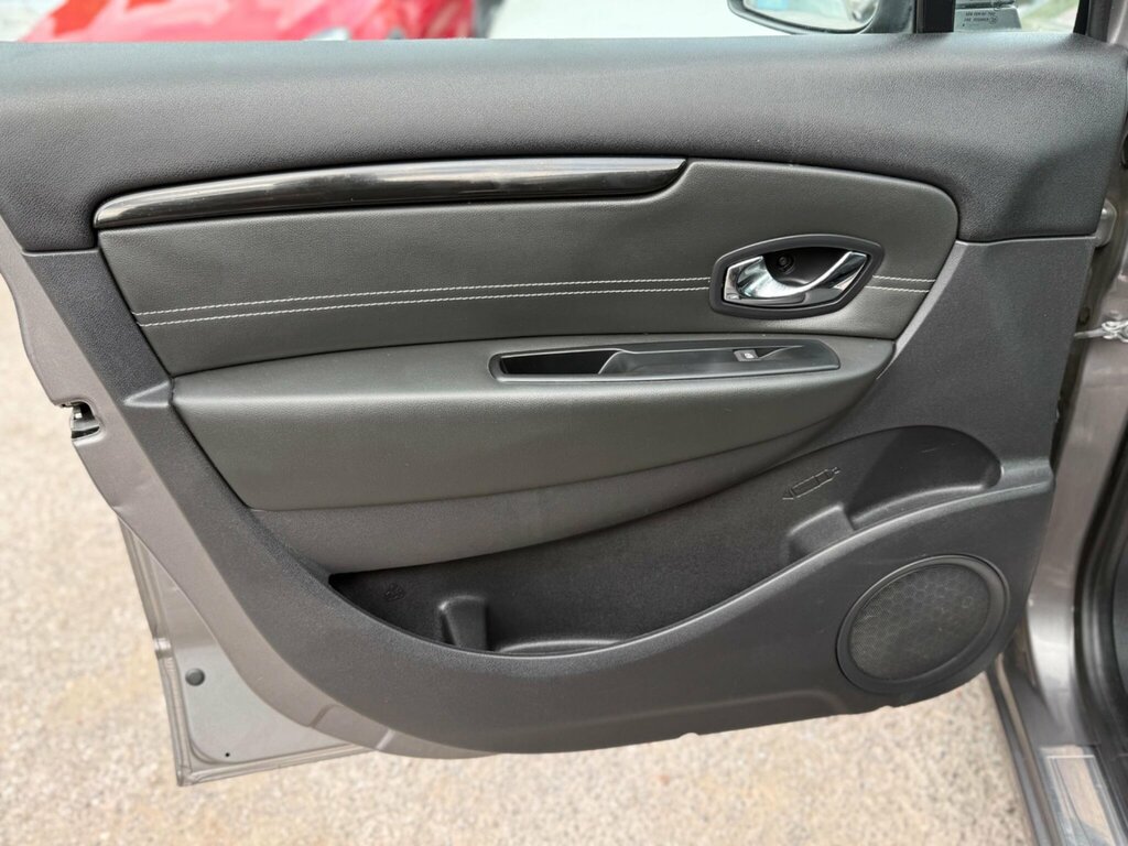 Renault Scenic 1.5 Dci Dynamique Tomtom Energy Start Stop Beige #31