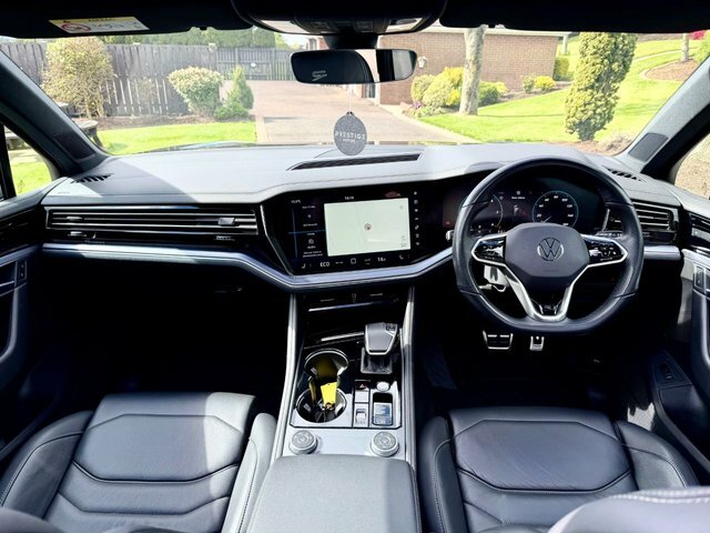 Volkswagen Touareg Tdi V6 Black Edition Black #4
