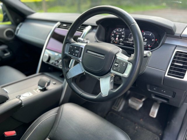 Land Rover Discovery 3.0 D300 Hse Commercial Grey #11