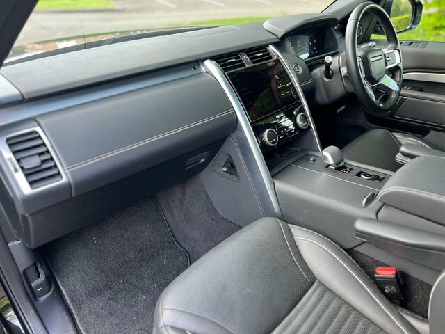 Land Rover Discovery 3.0 D300 Hse Commercial Grey #13